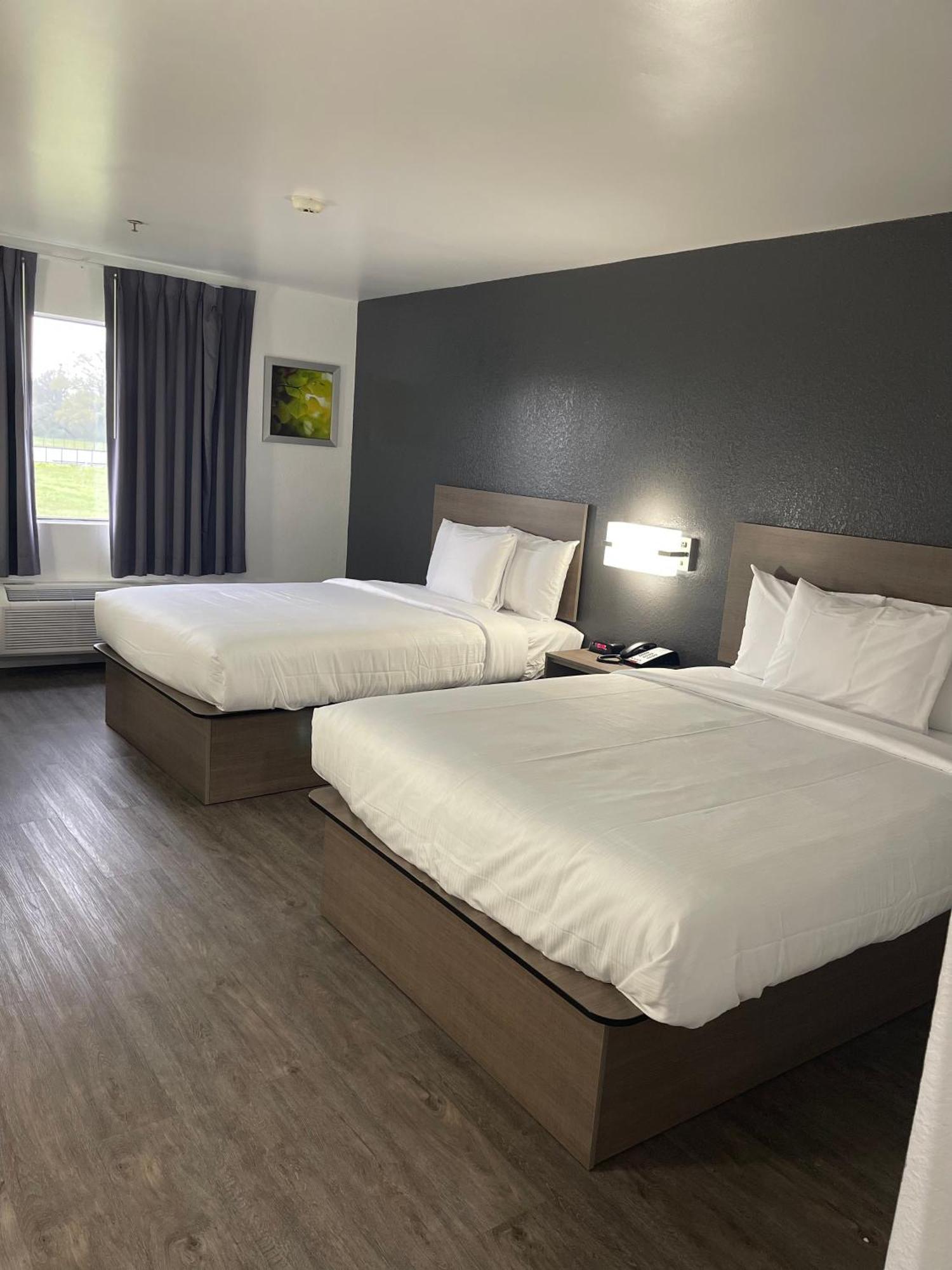 Americas Value Hotel 2*