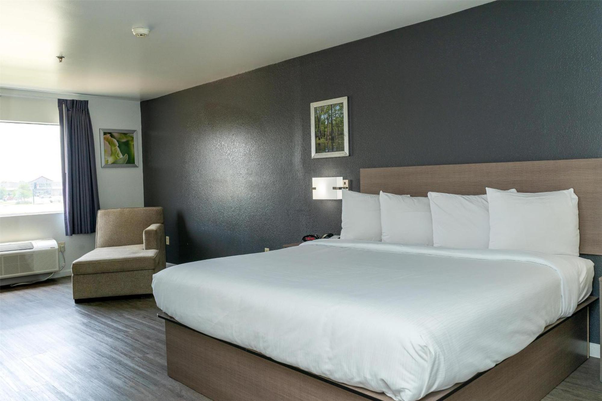 Americas Value Hotel