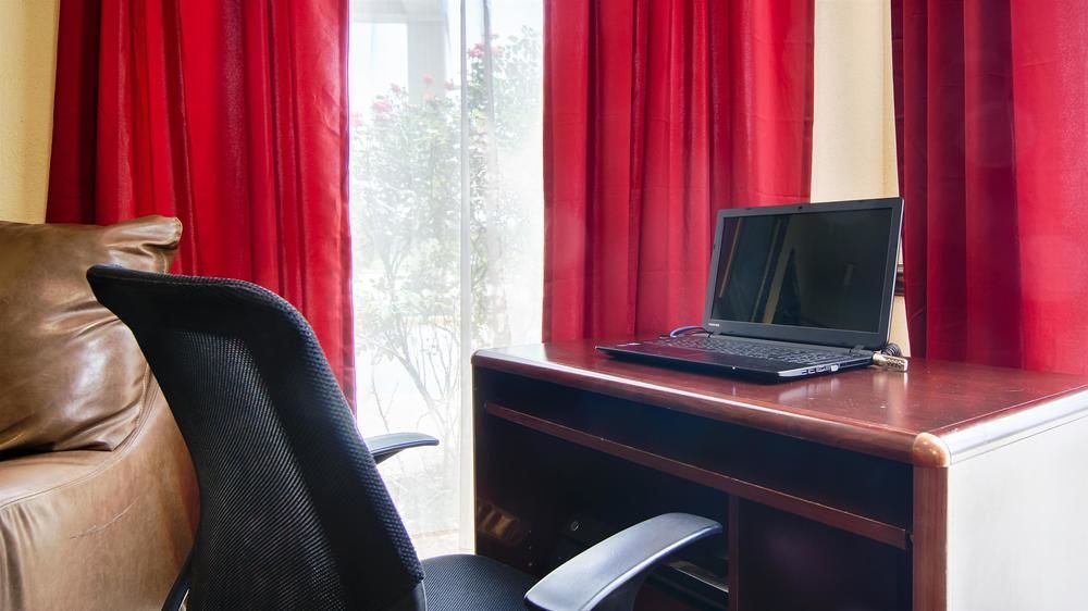 Oyo Townhouse - Gonzale Hotel 2*